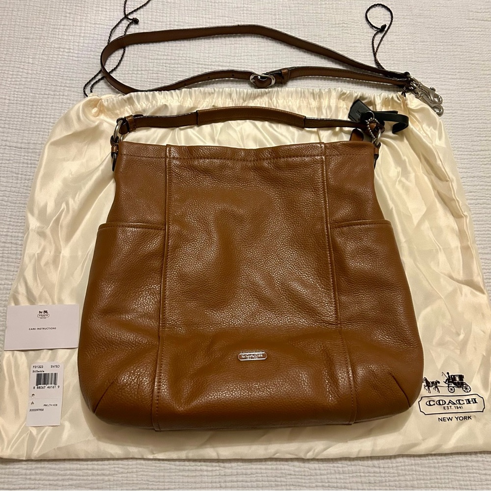 Coach Pebble Leather Hobo Shoulder Crossbody Bag Saddle Tan w Dust Bag